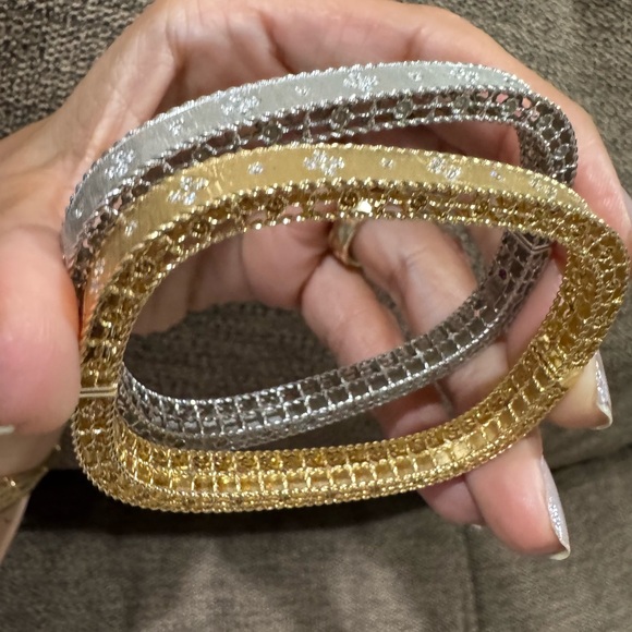 Roberto Coin Princess Diamond Bangle Bracelet 18K White Gold. - Picture 14 of 16